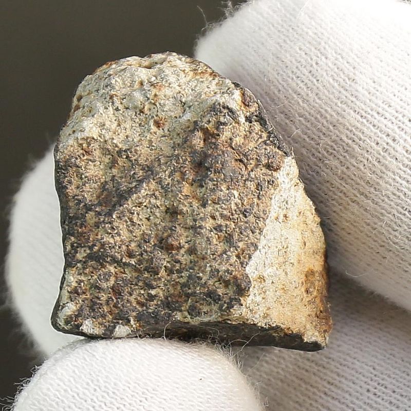 Hammadah al Hamra 346 (HaH 346) – Fresh Ordinary Chondrite (L6) Meteorite from Libya 20,3 gr
