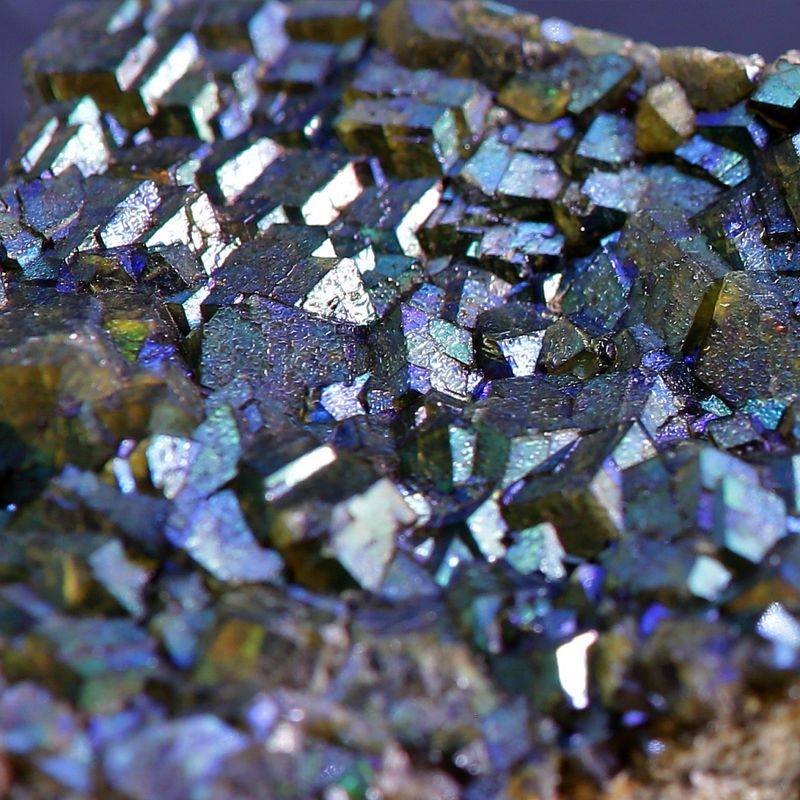 Iridescent Andradite Garnets – “Northern Ligths” Cluster (Landfalltjern, Drammen)