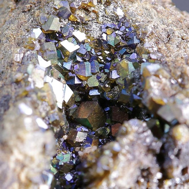 Main Image Iridescent Andradite Garnets – ...